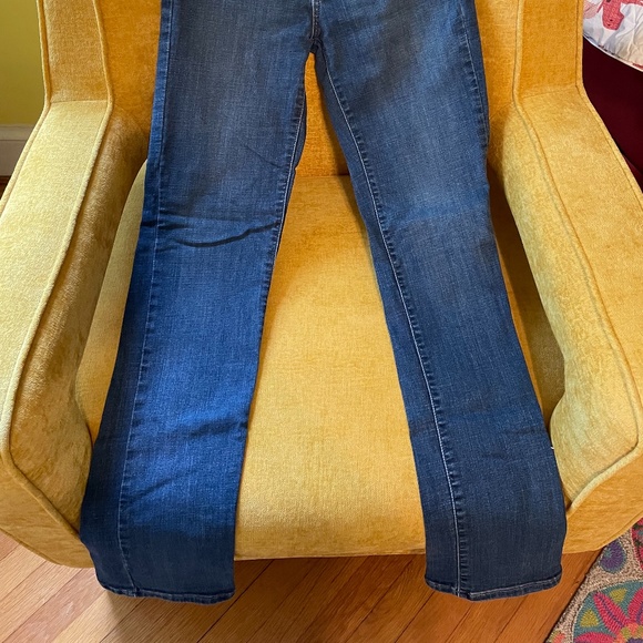Levi’s 314 Shaping Straight , Size 30 Jeans - Picture 4 of 5